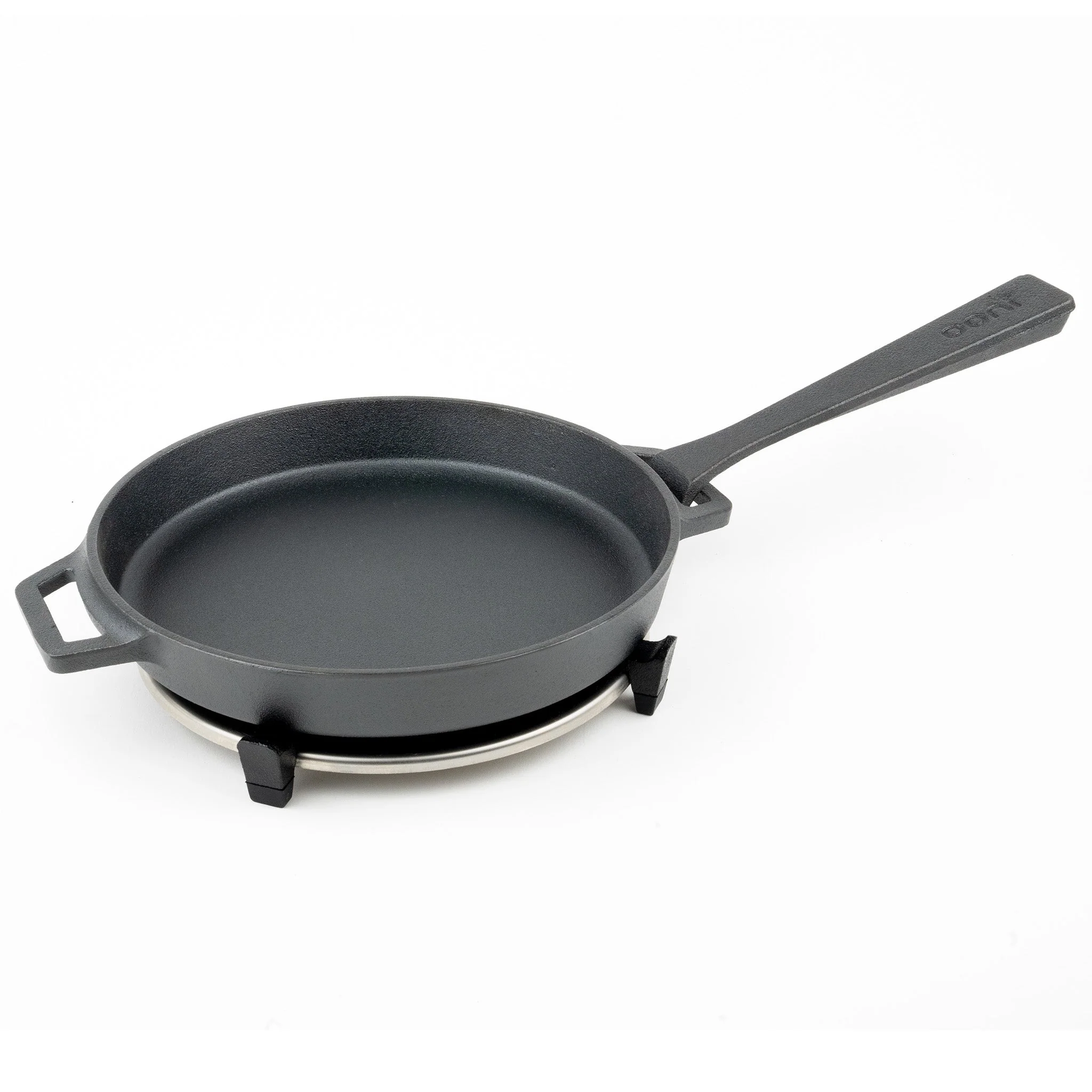 Ooni Dual-Sided Grizzler Plate and Cast Iron Skillet Pan Bundle - Image 5