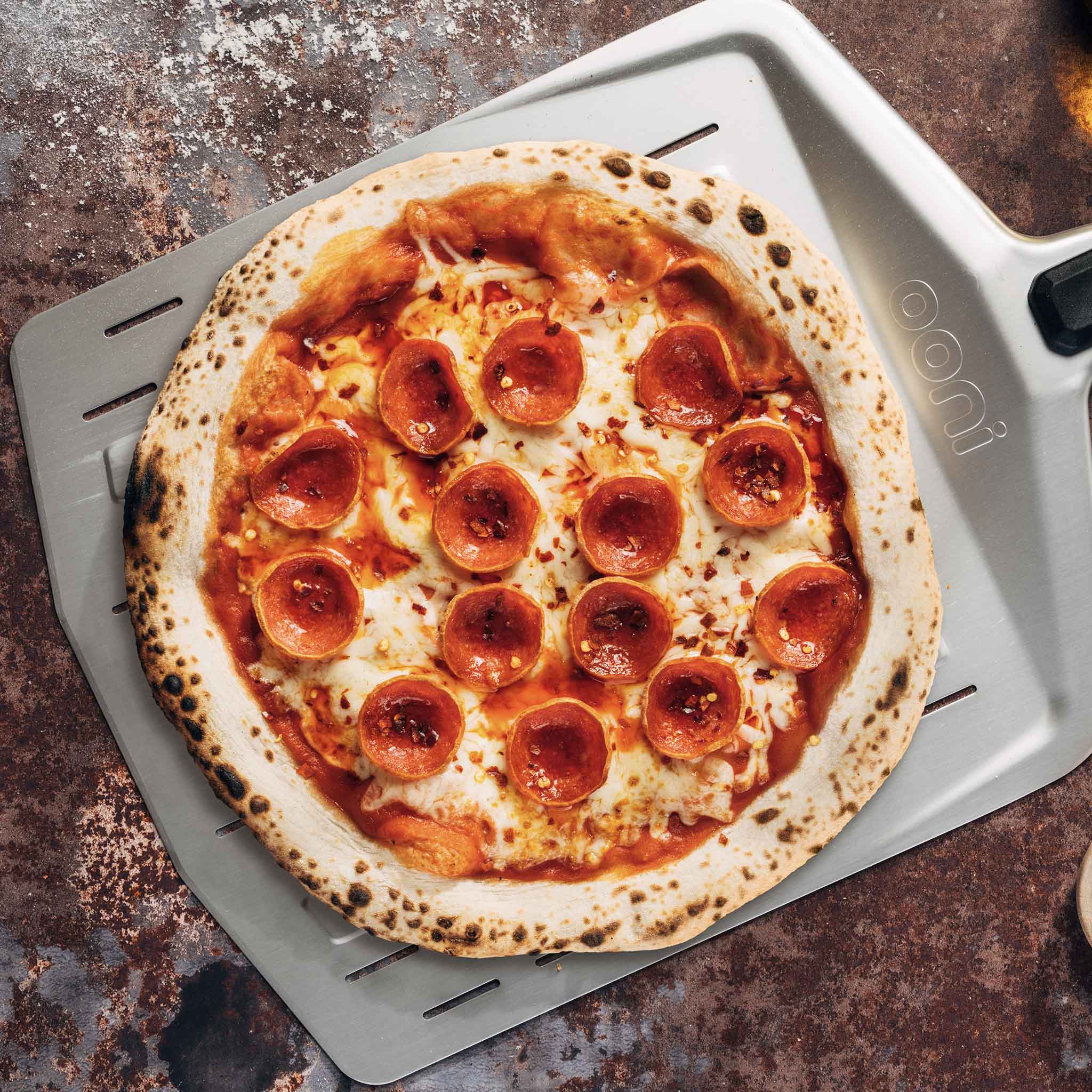 Ooni Perforated Pizza Peel - Image 4